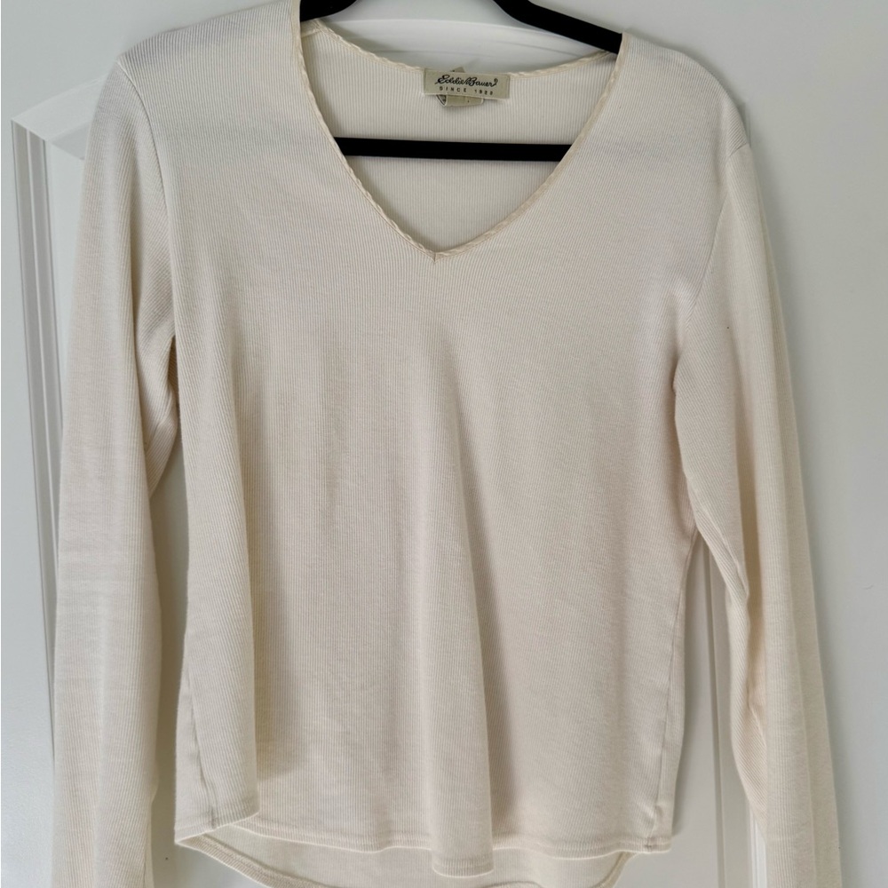 VINTAGE Eddie Bauer Cream Long Sleeve V-Neck
